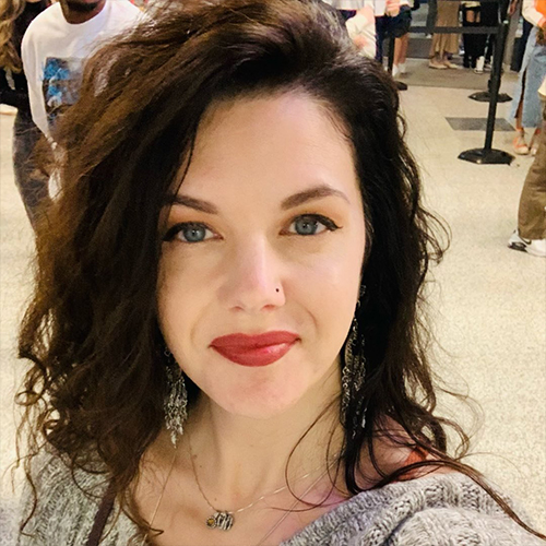 Carri Bregar Sirigas  